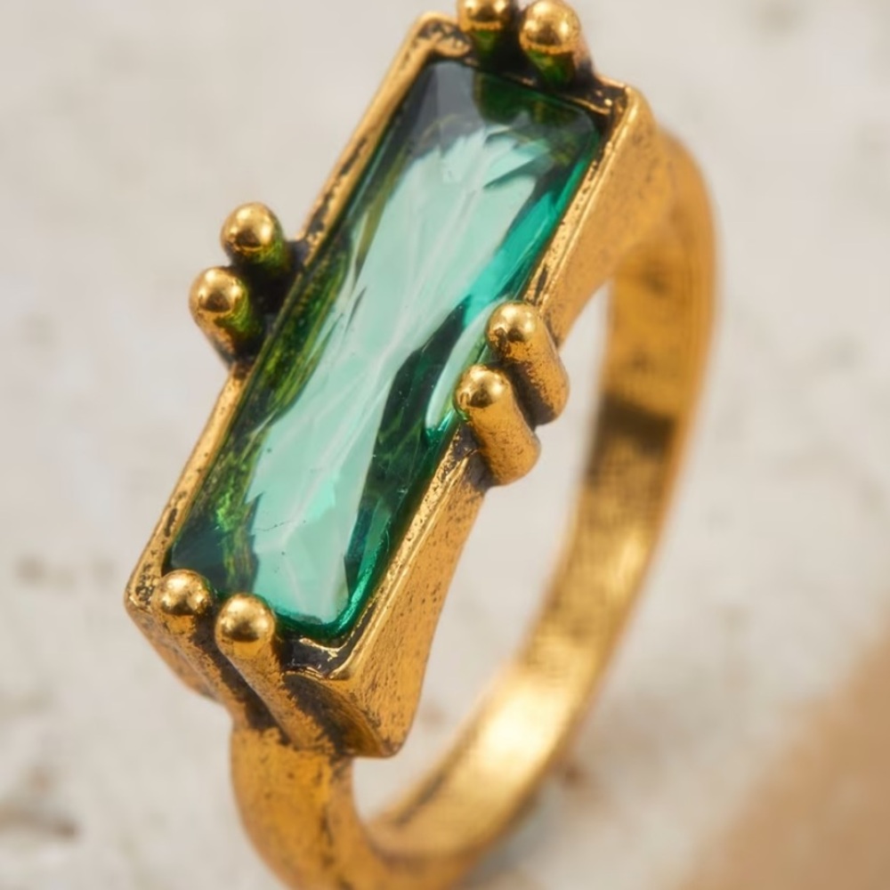 Antique Green Rectangular Crystal Ring  Jewelry